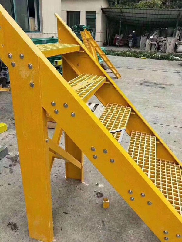 نردبان عایق فیبرگلاس انعطاف پذیر مدرن سفارشی صنعتی با کیفیت بالا برای چند کارکرد