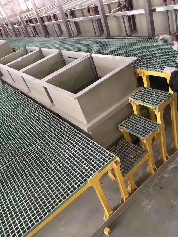 اندازه و رنگ برای موقعیت های مختلف استفاده و طول سفارشی برای FRP Graining متفاوت است